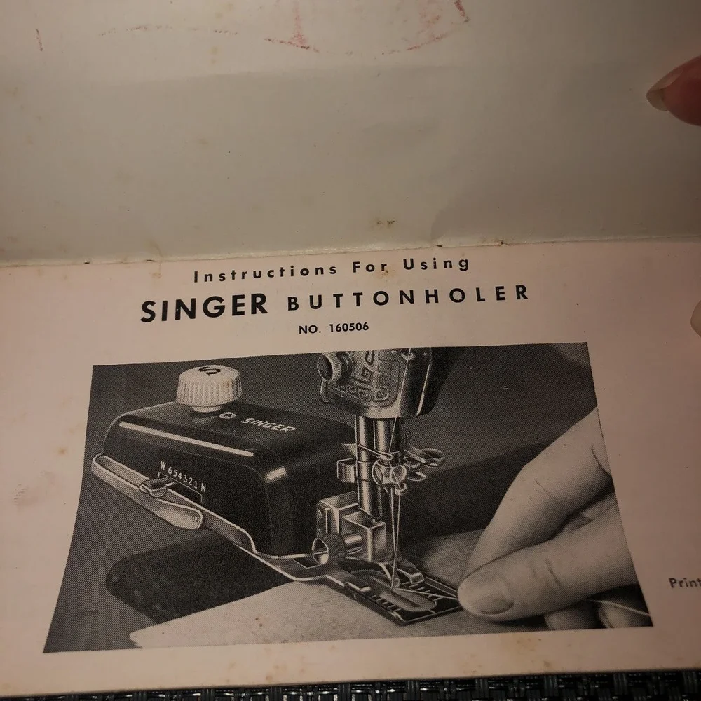 LOT - Vintage Singer buttonholer 160506 Set 8 Templates, Singer 489500, Greist
